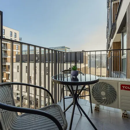 Elegant Mokotow With Balcony And Parking By Renters * Varšava